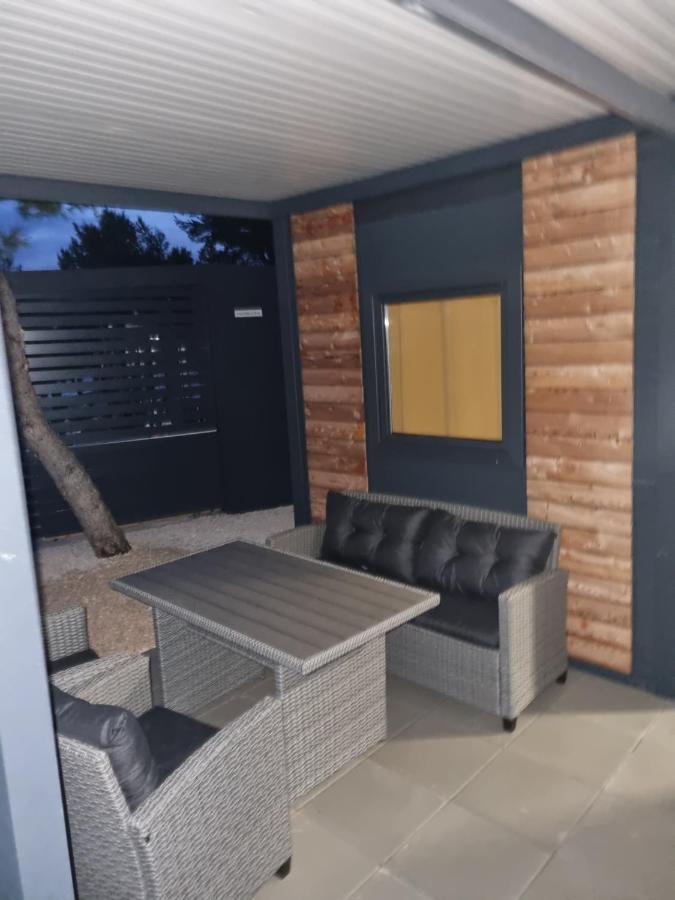 Hipo Camp Mobil Home Arta Pakoštane Eksteriør billede